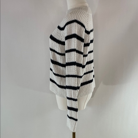 VINCE Ribbed Stripe Sweater, M - Picture 4 of 10